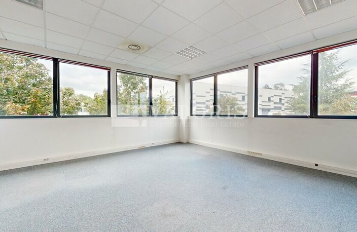 BUREAUX à LOUER — photo 5