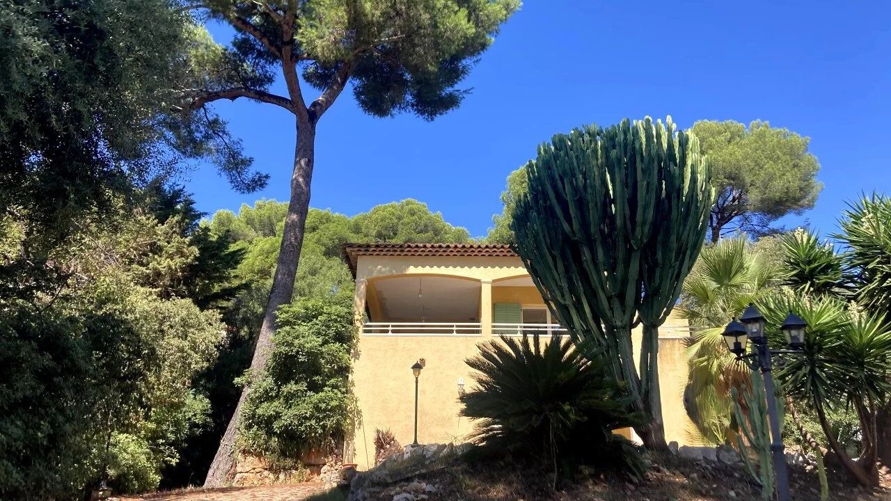 maison  pièces 200 m2 à vendre à Antibes (06600)