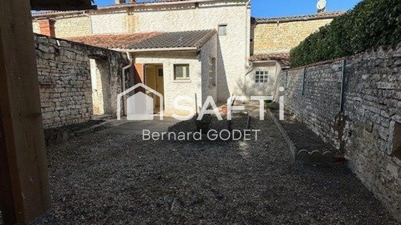 maison 5 pièces 117 m2 à vendre à Mansle (16230)