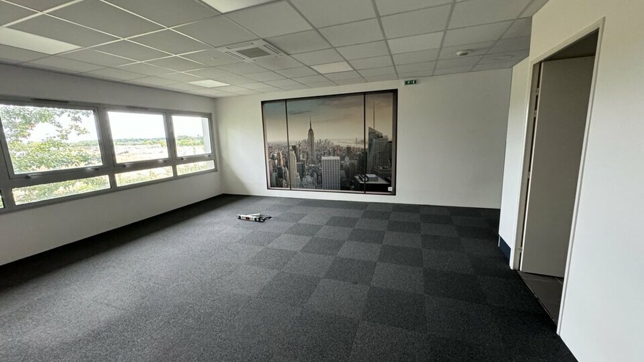 bureau  pièces 125 m2 à louer à Tours (37100)