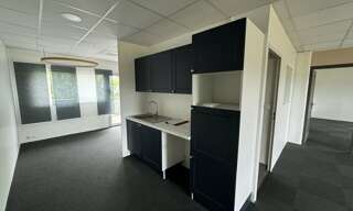 Bureau  125 m² à louer à Tours (37100)