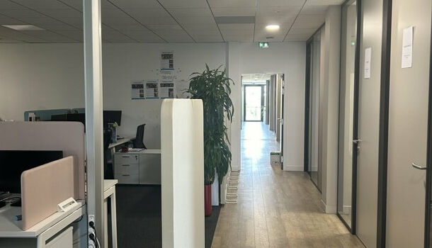 Bureau  à louer Nîmes 30000