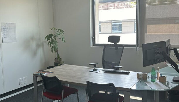 Bureau  à louer Nîmes 30000
