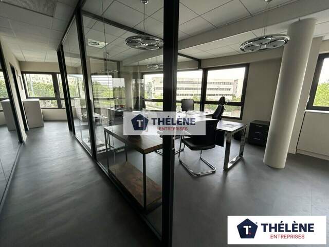 BUREAUX à LOUER — photo du bien
