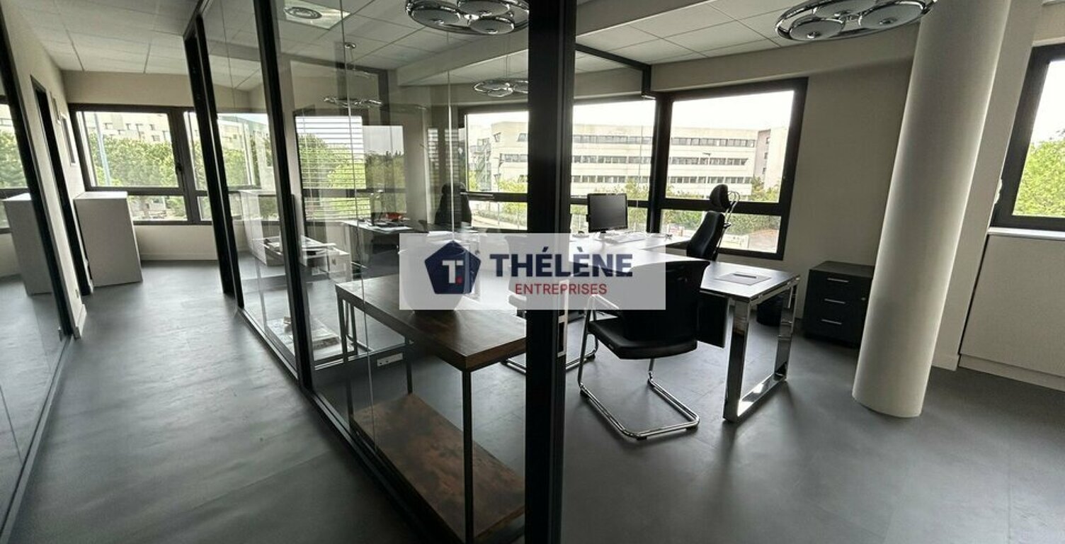 BUREAUX à LOUER — photo 1