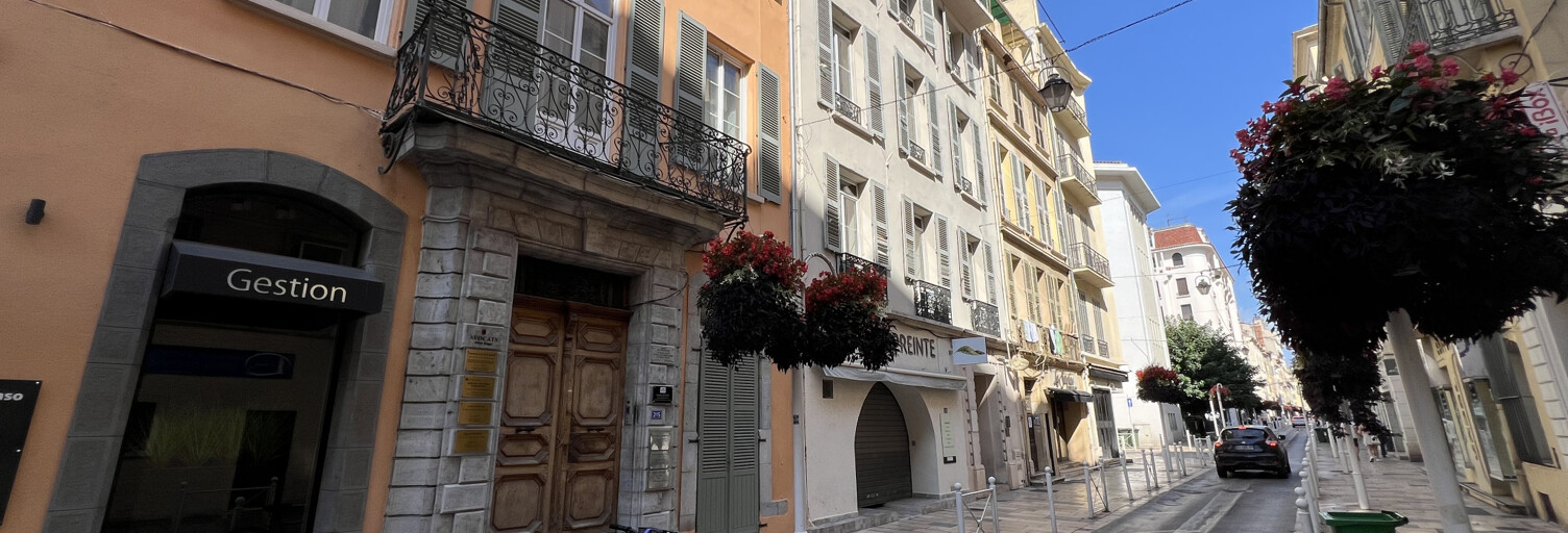 Commerce  16 m² à vendre à Toulon (83000)