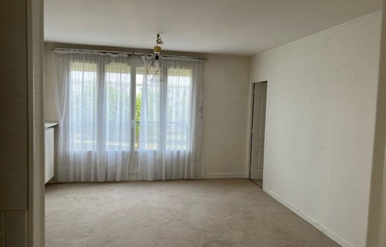 appartement 3 pièces 52 m2 à louer à Chatou (78400)