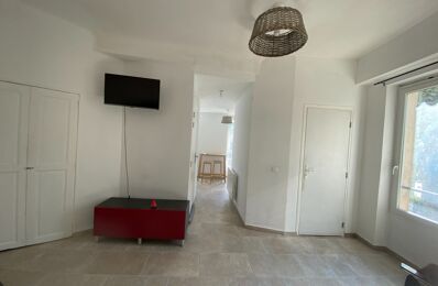 location appartement 580 € CC /mois à proximité de Peyrolles-en-Provence (13860)