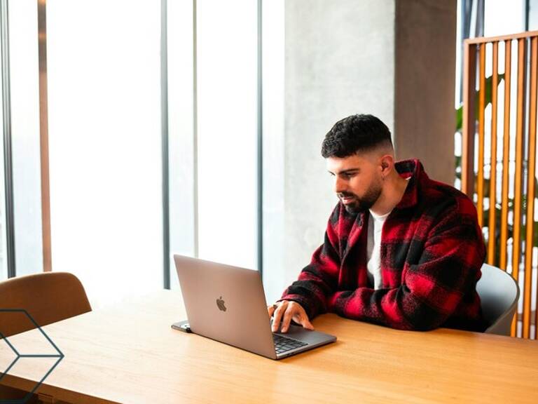 Bureau — photo 1