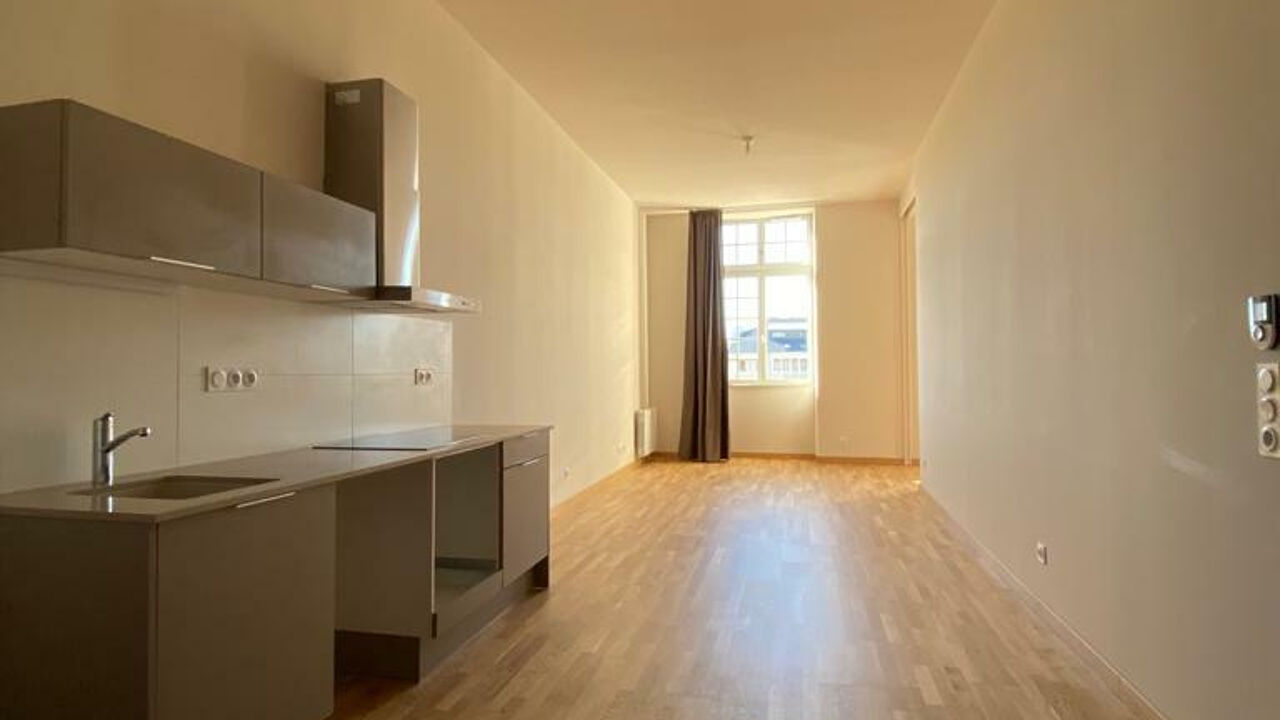 appartement 2 pièces 64 m2 à louer à Poitiers (86000)