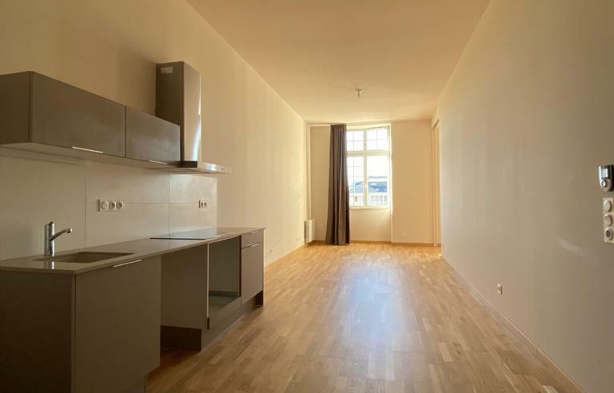 appartement 2 pièces 64 m2 à louer à Poitiers (86000)