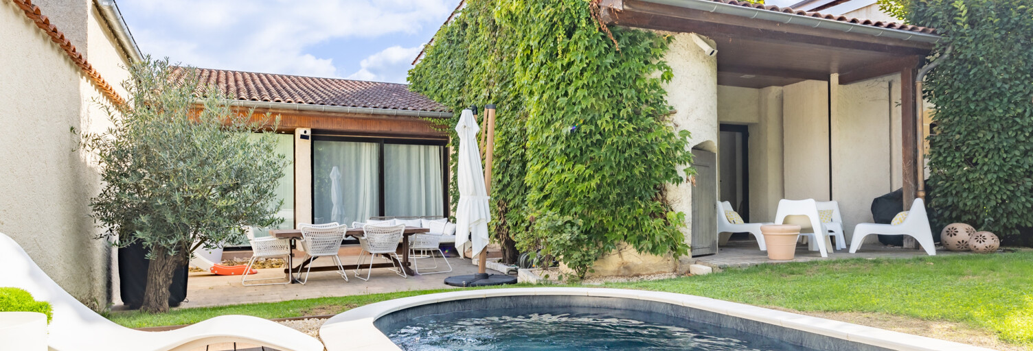 Maison 6 Pièces 230 m² à vendre à Le Coteau (42120)