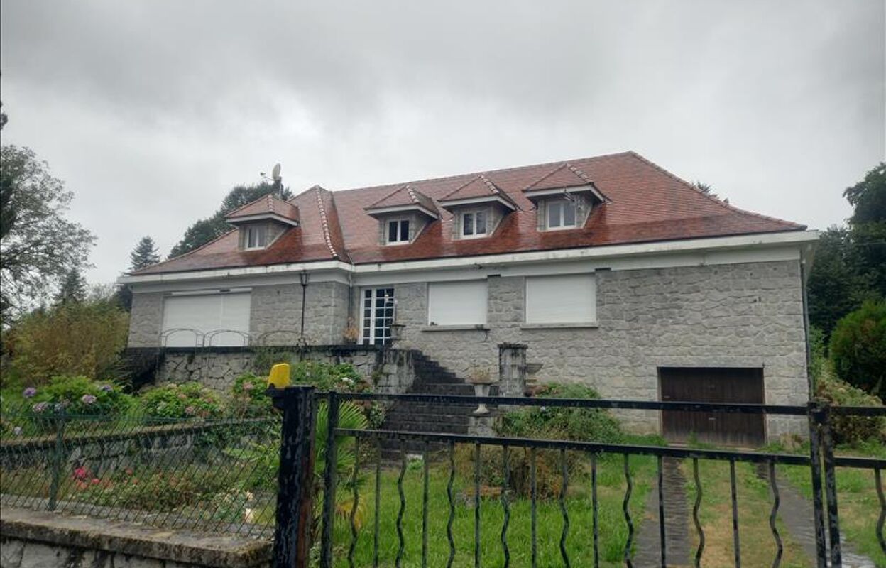 maison 6 pièces 177 m2 à vendre à Sousceyrac-en-Quercy (46190)