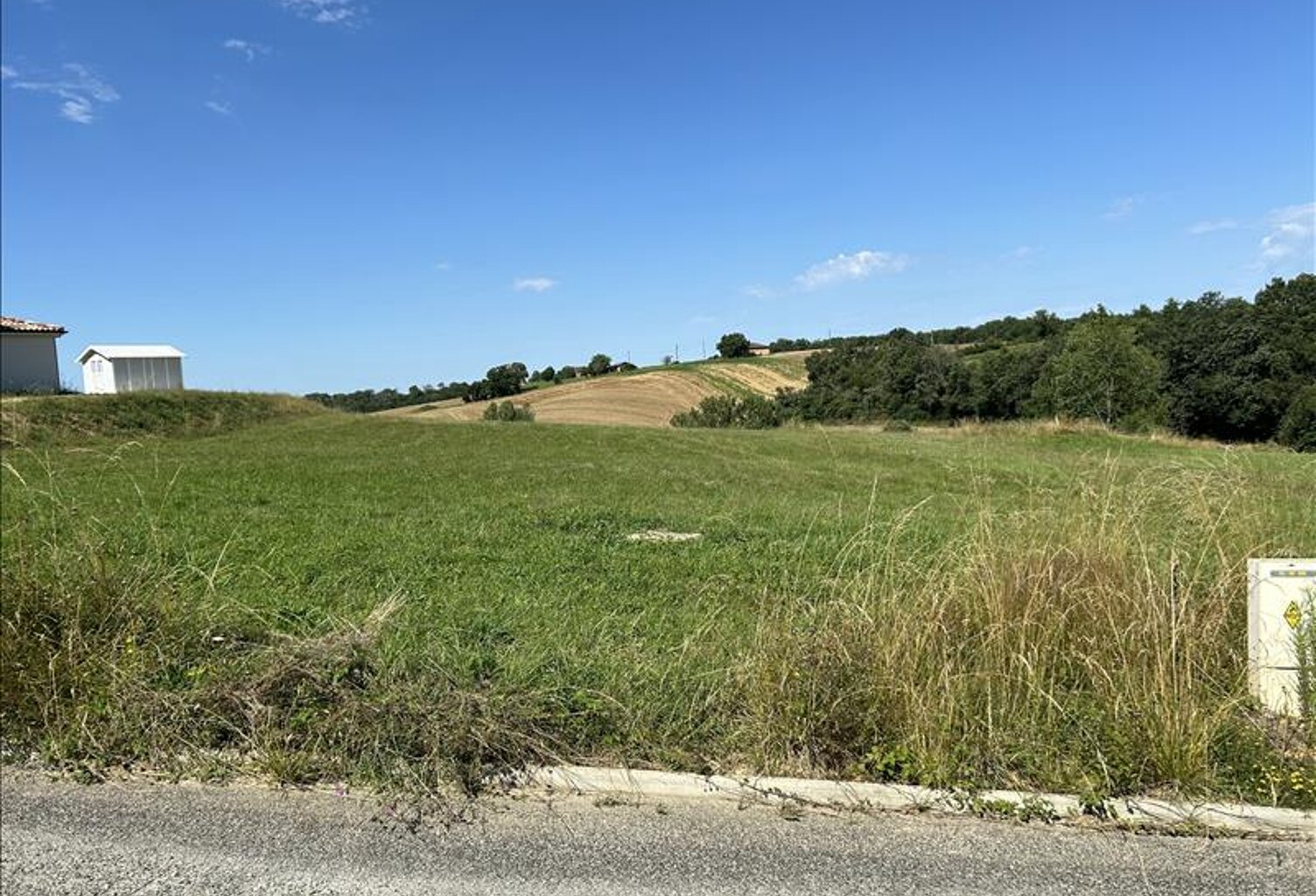 Terrain à bâtir de 0 pièces principales — photo 1