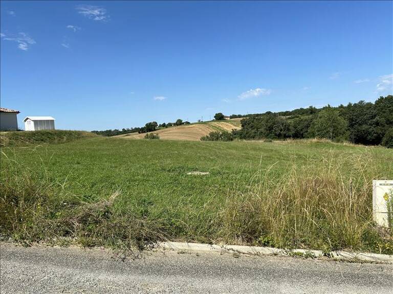 Terrain à bâtir de 0 pièces principales — photo 1