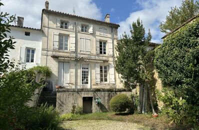 maison 9 pièces 214 m2 à vendre à Montmoreau (16190)