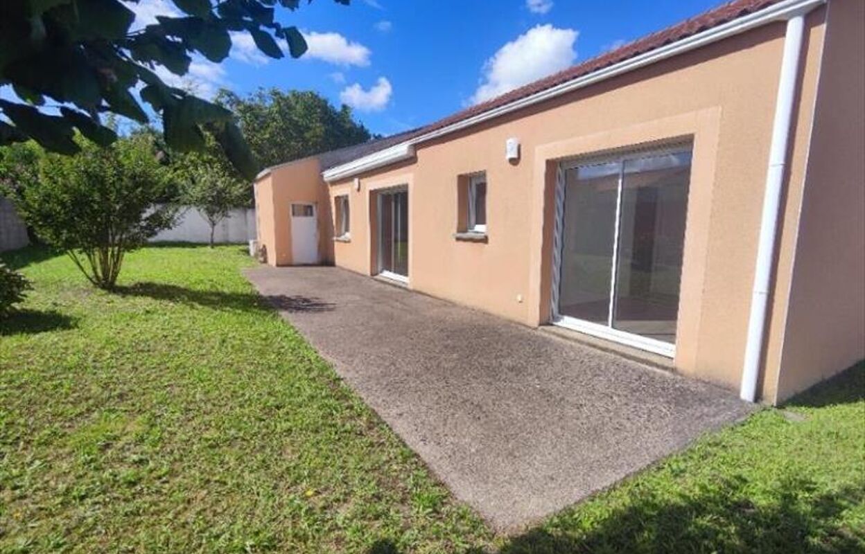 maison 6 pièces 156 m2 à vendre à La Chevrolière (44118)