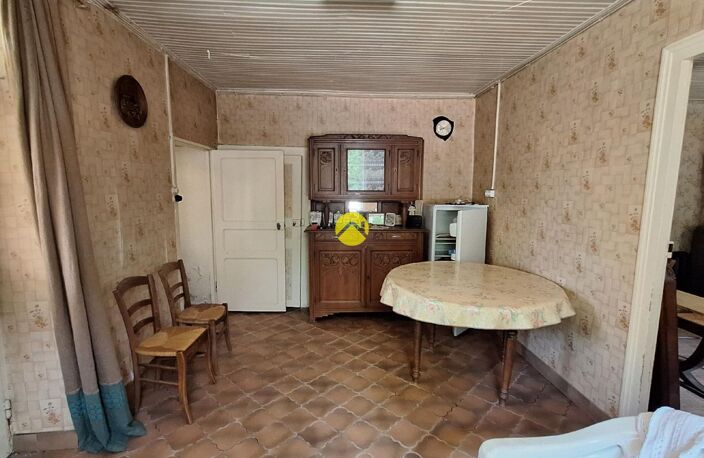MAISON A RENOVER EN CAMPAGNE — photo 3