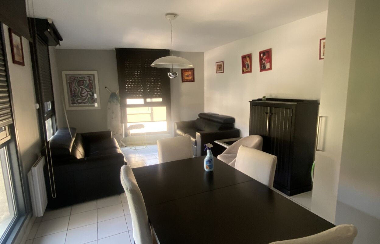 appartement 3 pièces 55 m2 à vendre à Nîmes (30000)