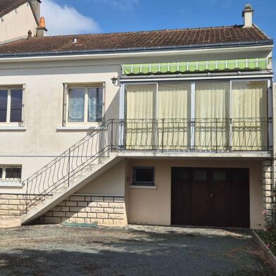 Maison 9 pièces 104 m²