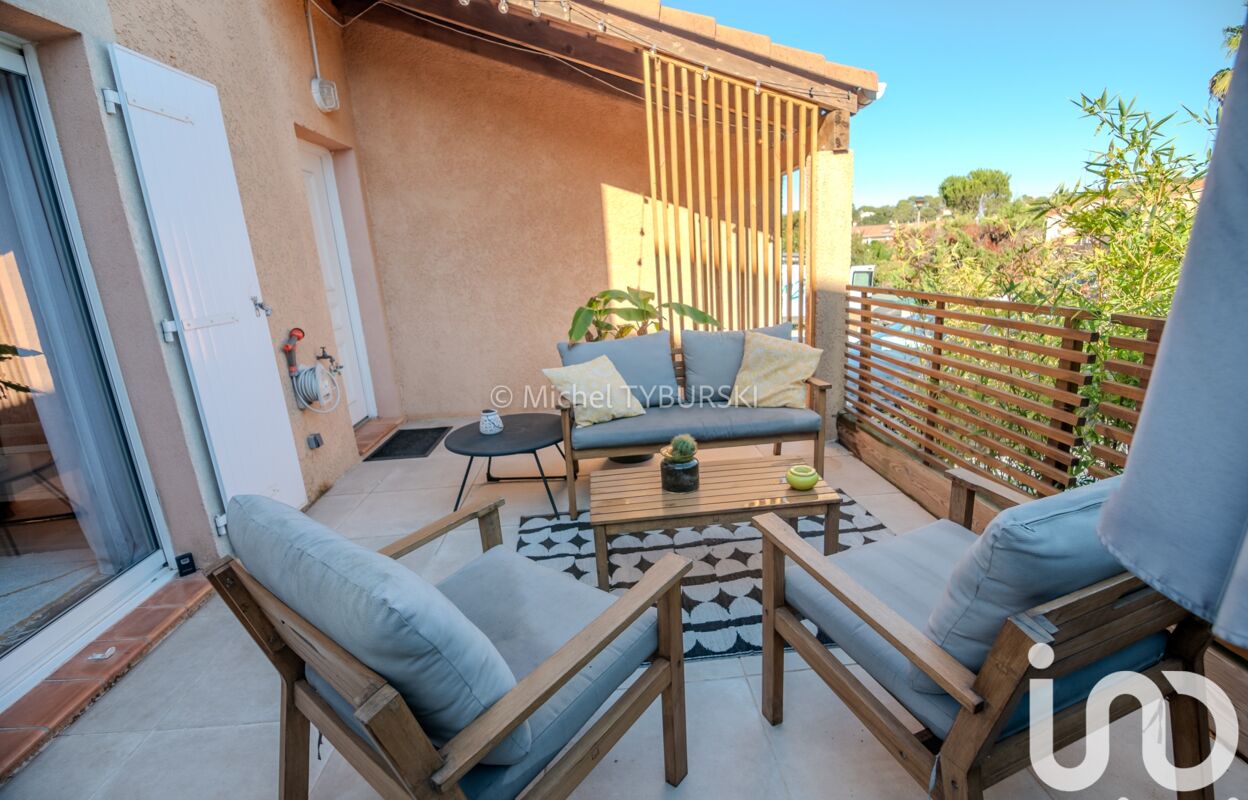 maison 5 pièces 101 m2 à vendre à Saint-Raphaël (83530)