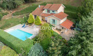 Maison 5 Pièces 235 m² à vendre à Saint-Laurent-de-Chamousset (69930)