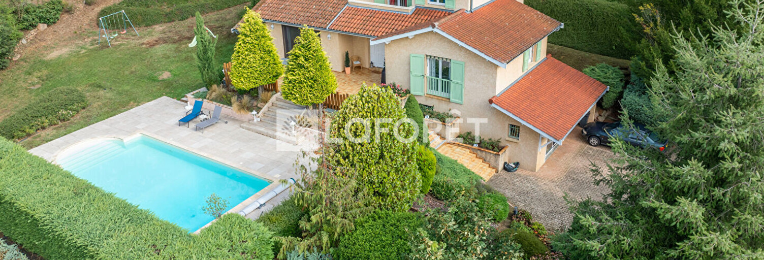 Maison 5 Pièces 235 m² à vendre à Saint-Laurent-de-Chamousset (69930)