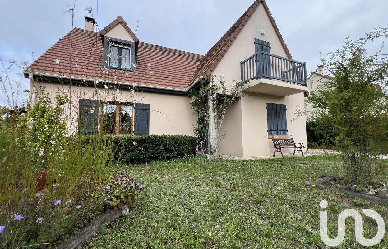 maison 8 pièces 167 m2 à vendre à Sainte-Gemme-Moronval (28500)