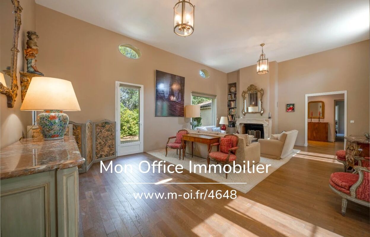 maison 12 pièces 250 m2 à vendre à Meyreuil (13590)