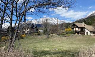 Terrain  865 m² à vendre à Puy-Saint-Eusèbe (05200)