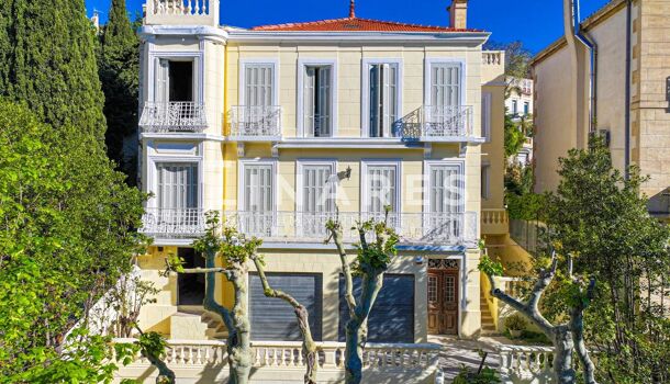 H&ocirc;tel particulier 8 pièces  à vendre Marseille 8eme 13008