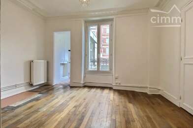 Appartement 2 pièces 968 €