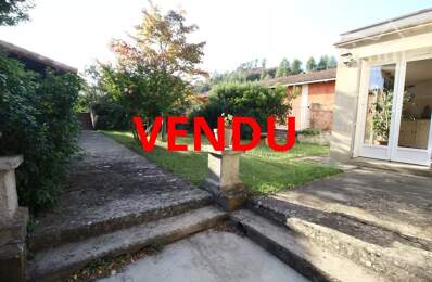 VENDU 2 maisons avec un jardin, une piscine et un garage — photo du bien