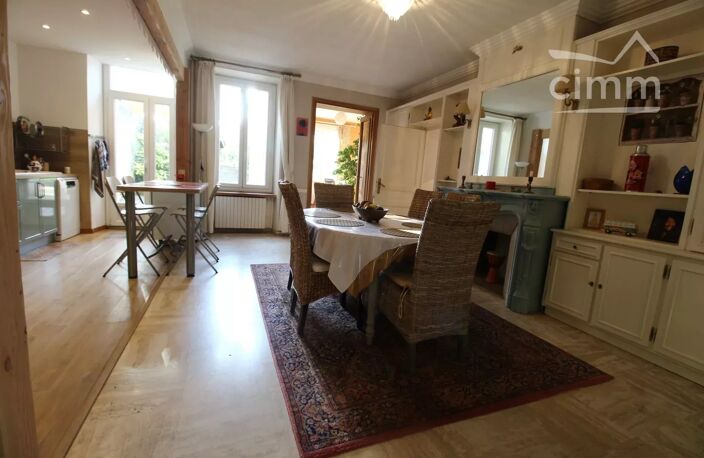 VENDU 2 maisons avec un jardin, une piscine et un garage — photo 3