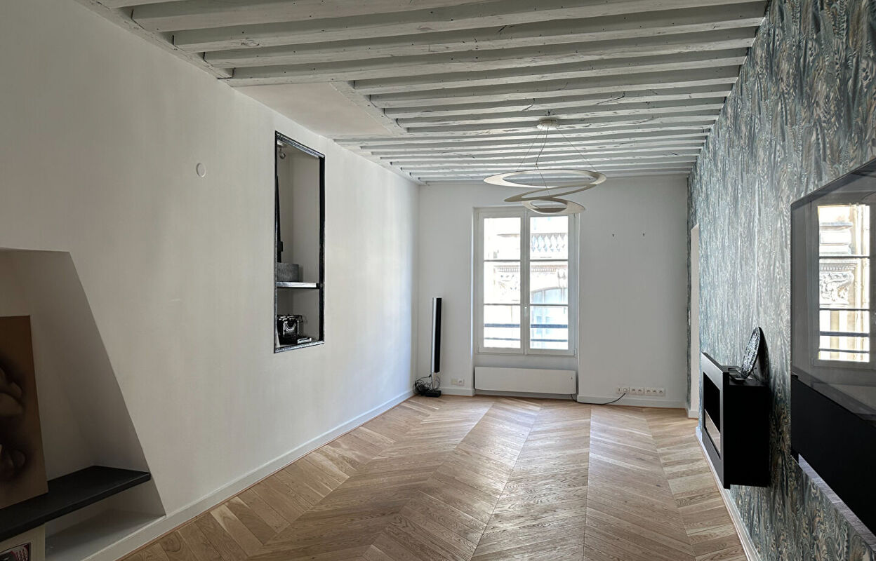 appartement 3 pièces 77 m2 à vendre à Paris 1 (75001)