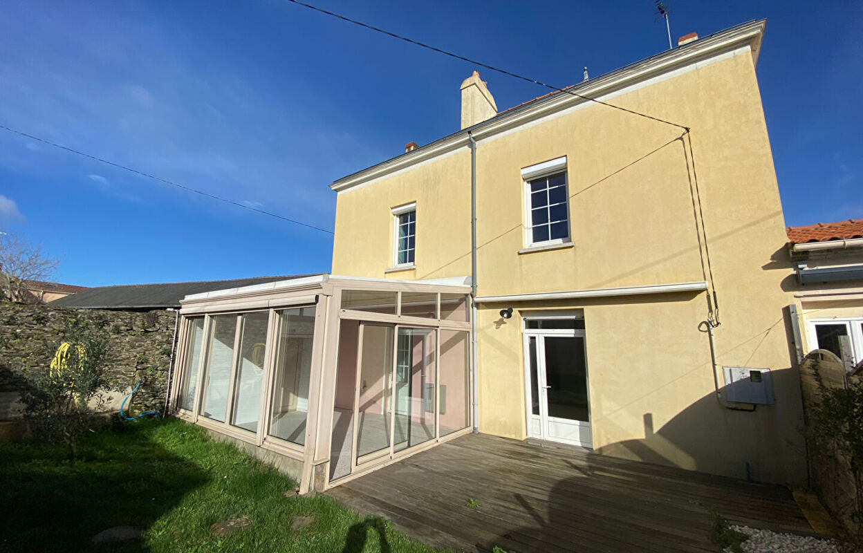 maison 6 pièces 130 m2 à vendre à Saint-Julien-de-Concelles (44450)