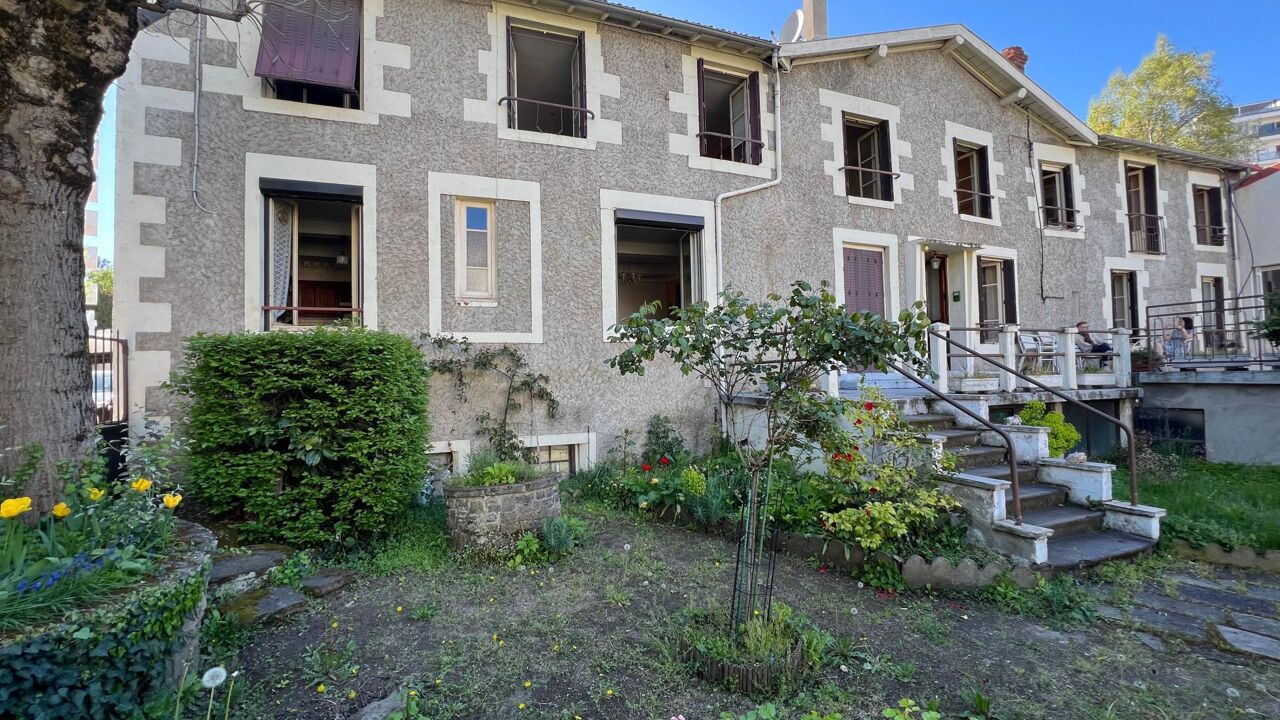 immeuble  pièces 400 m2 à vendre à Chamalières (63400)