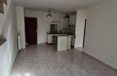 location appartement 900 € CC /mois à proximité de Romainville (93230)