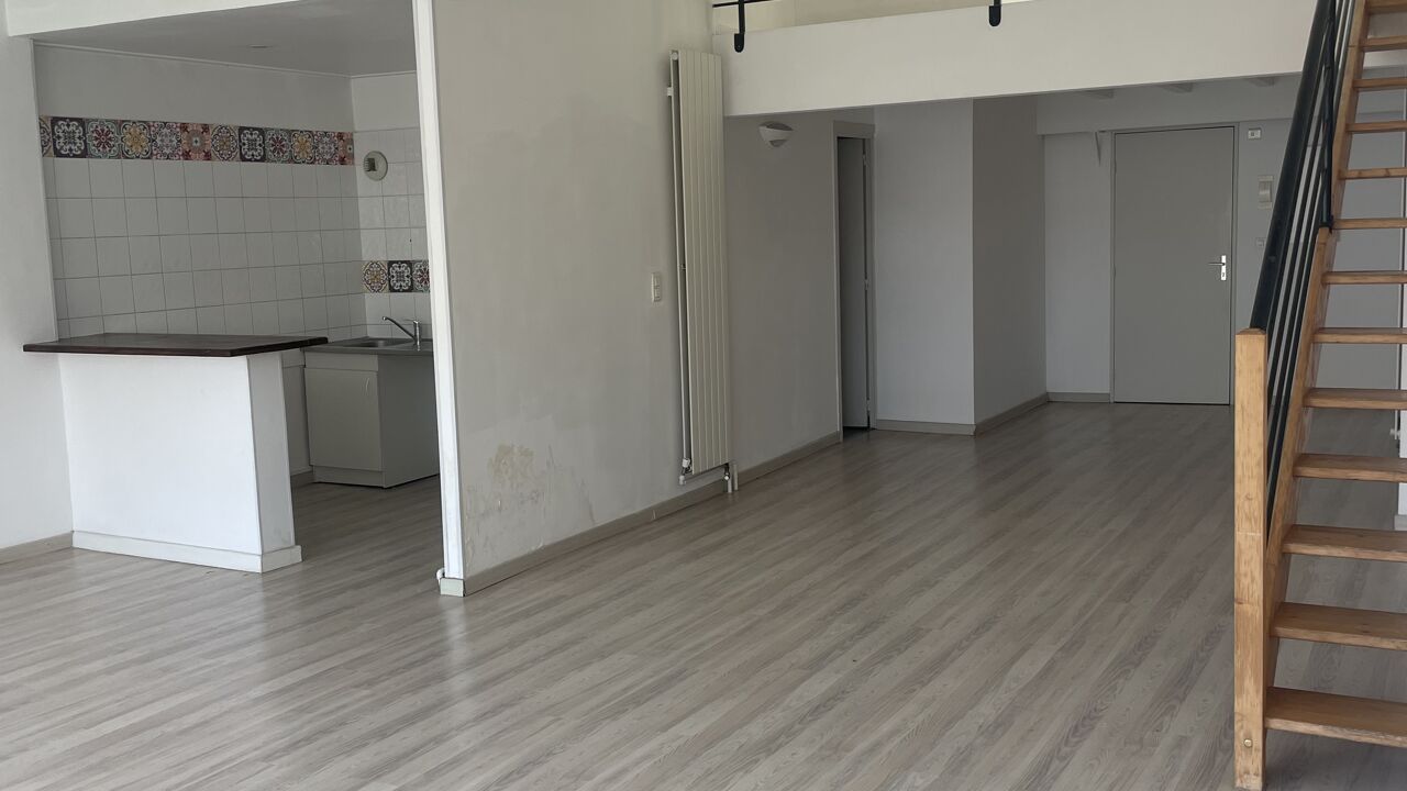 appartement 2 pièces 71 m2 à louer à Marseille 1 (13001)