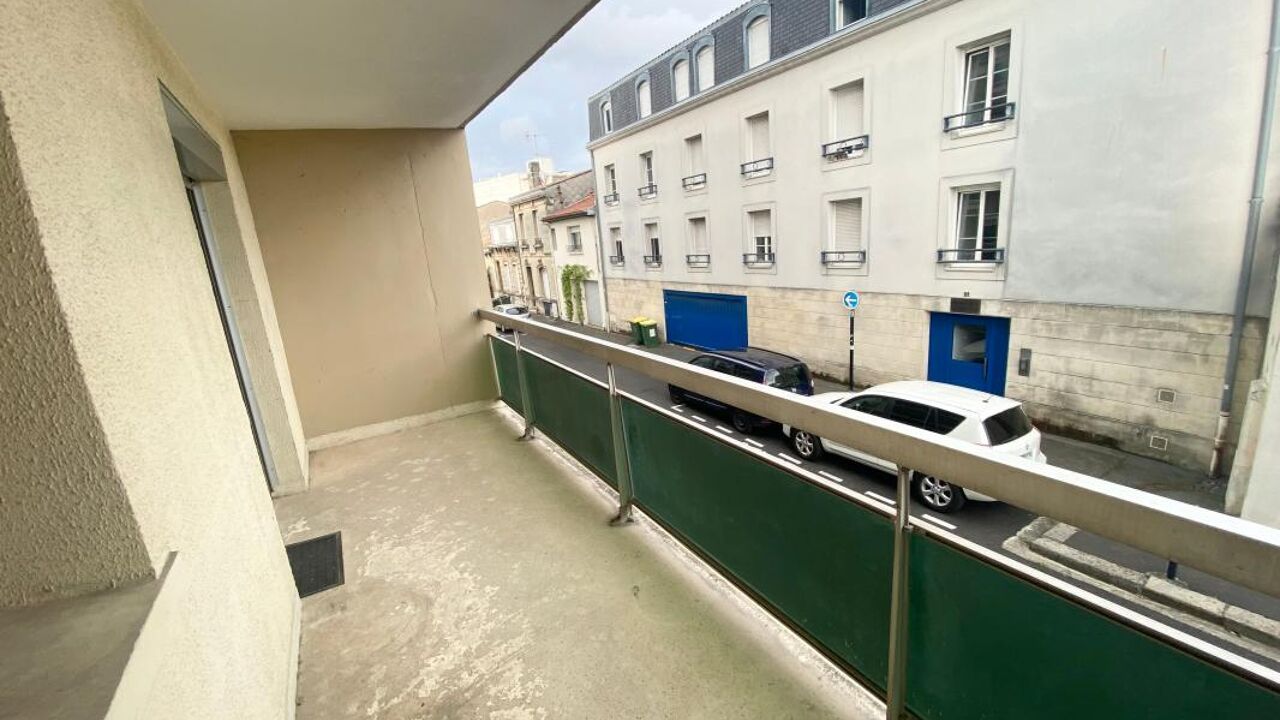 appartement 2 pièces 41 m2 à vendre à Bordeaux (33800)