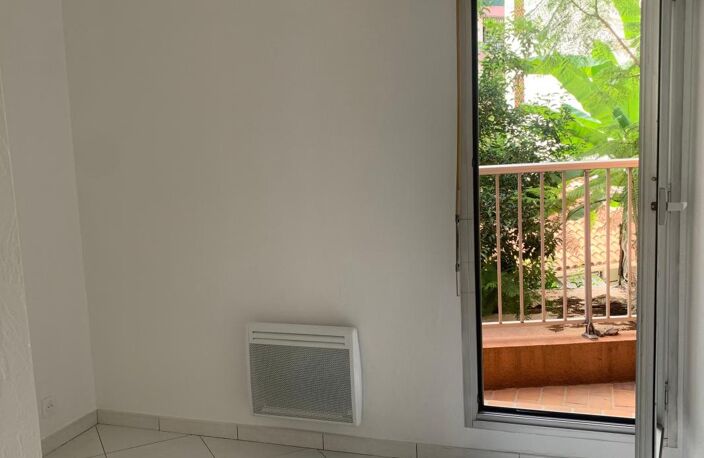 Appartement À Vendre — photo 3
