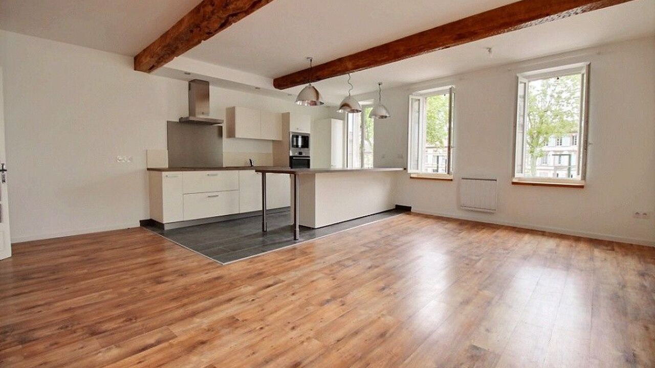 appartement 5 pièces 125 m2 à louer à Lavaur (81500)