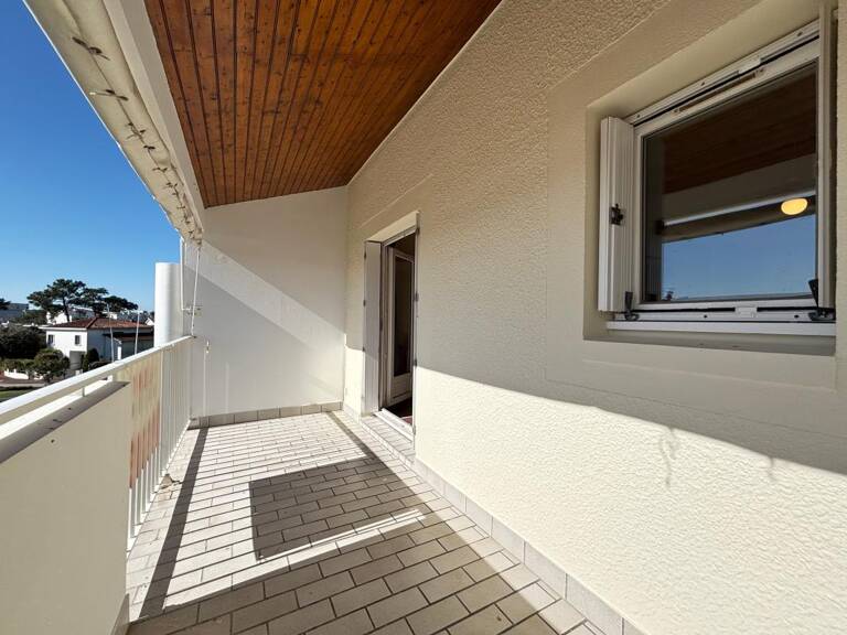 Agréable APPARTEMENT 2 PIECES + MEZZANINE à 300 m Plage de Pontaillac — photo 1