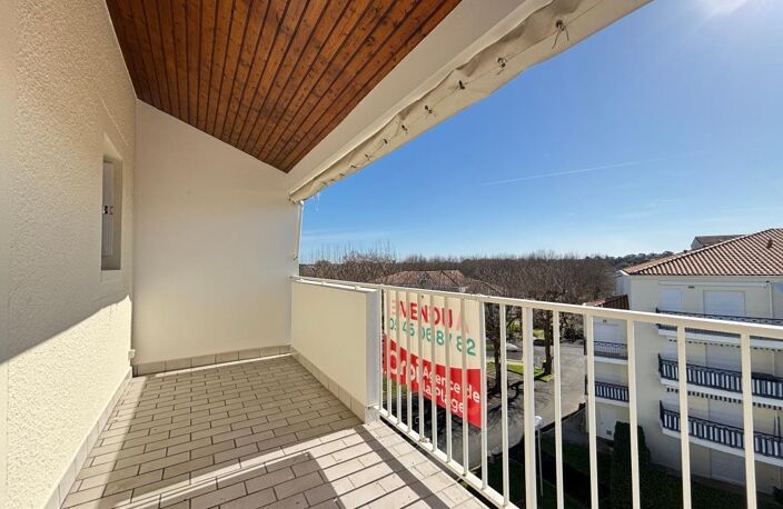Agréable APPARTEMENT 2 PIECES + MEZZANINE à 300 m Plage de Pontaillac — photo 2