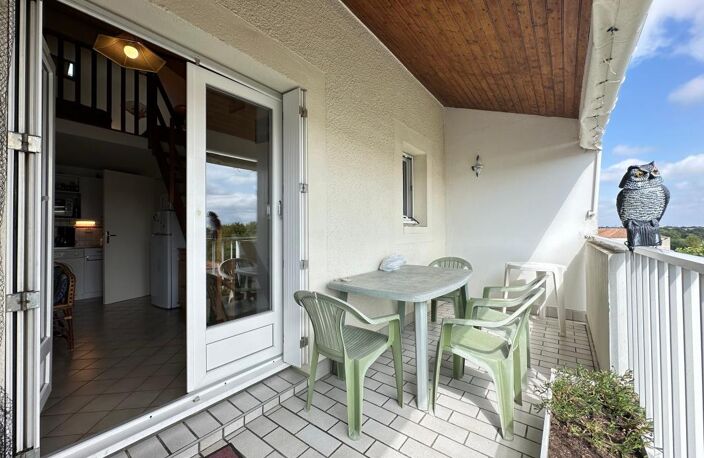Agréable APPARTEMENT 2 PIECES + MEZZANINE à 300 m Plage de Pontaillac — photo 5