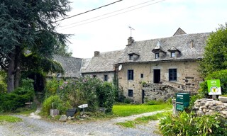 Maison 12 Pièces 258 m² à vendre à Montpeyroux (12210)