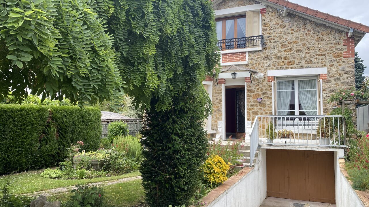 maison 6 pièces 106 m2 à vendre à Ermont (95120)