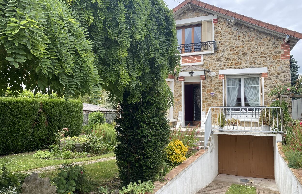 maison 6 pièces 106 m2 à vendre à Ermont (95120)