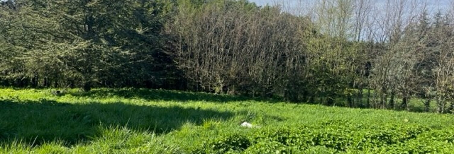 Terrain  824 m² à vendre à Les Trois Lacs (27940)