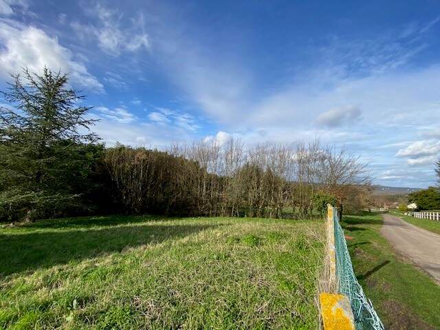 VILLERS SUR LE ROULE/AUBEVOYE - Terrain à bâtir - 824m² — photo du bien